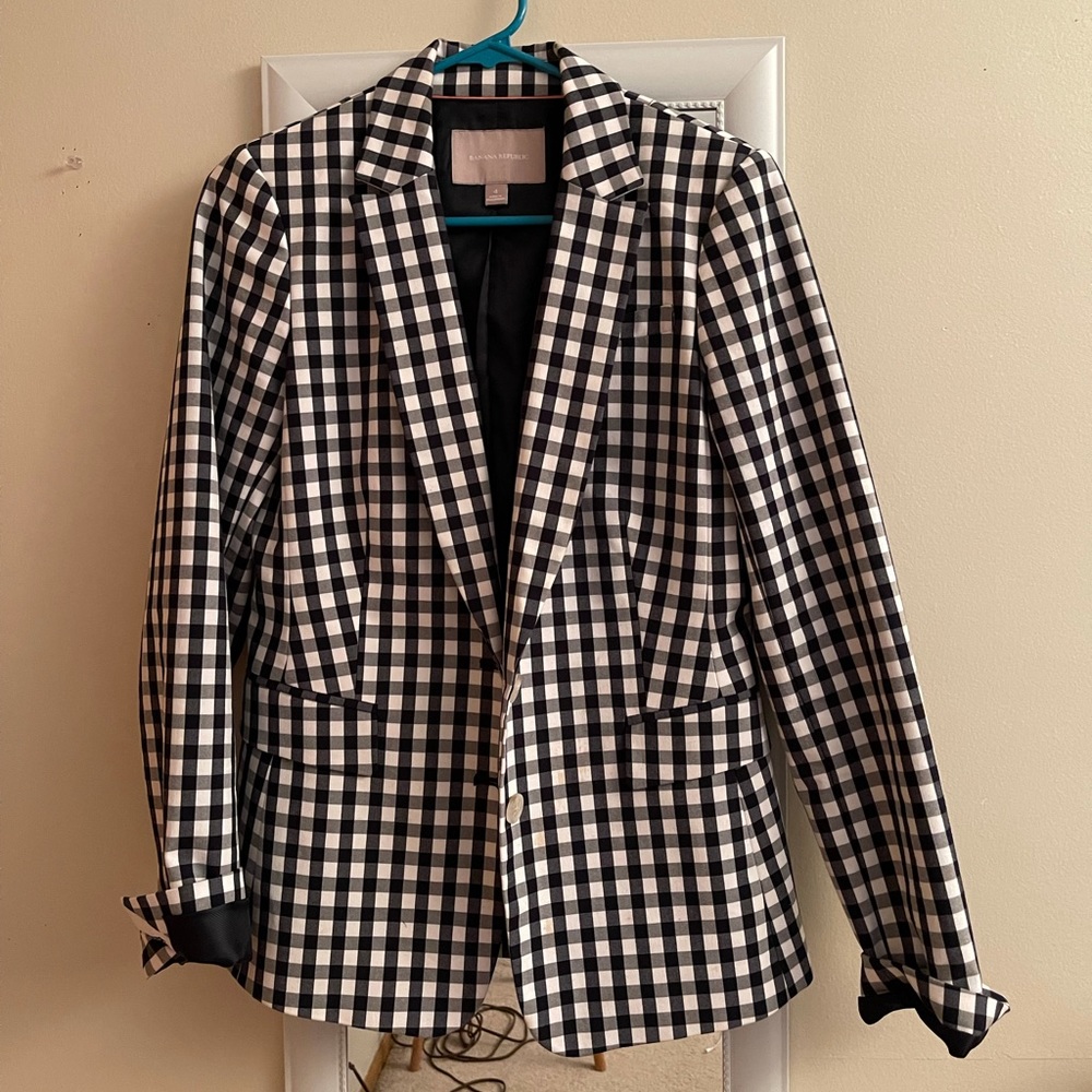 Banana Republic gingham navy and white blazer